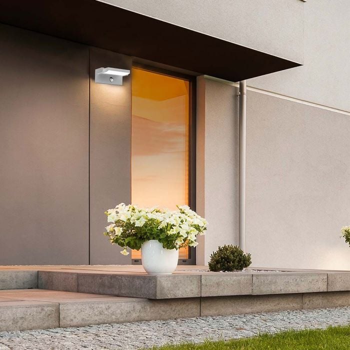 Aplique LED Giratorio V-TAC - Sensor PIR - Impermeable IP65 - Blanco - 17W - 2580 Lumens - 4000K - Pack de 2-extra-2.webp